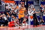 内外开花！弗格战旧主半场6中4贡献14分4助2断 三分5中3